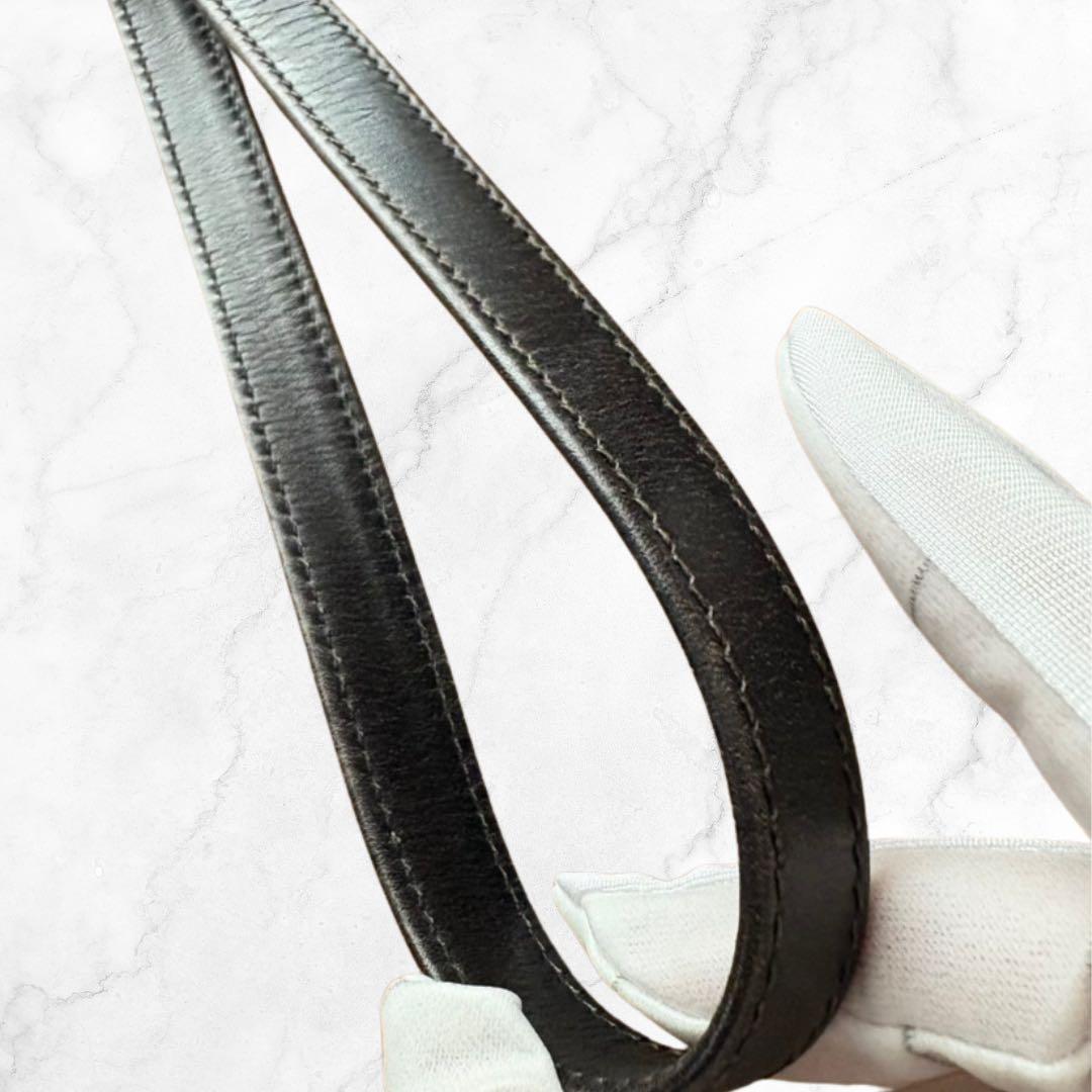 【希少】 グッチ 紋章 クレストチャーム ショルダーバッグ クラッチ 黒