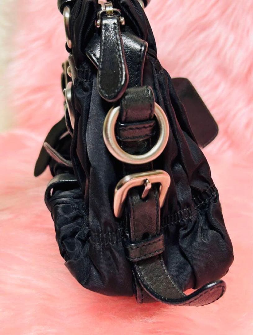 【美品】PRADA 黒 ナイロン フリルバッグ