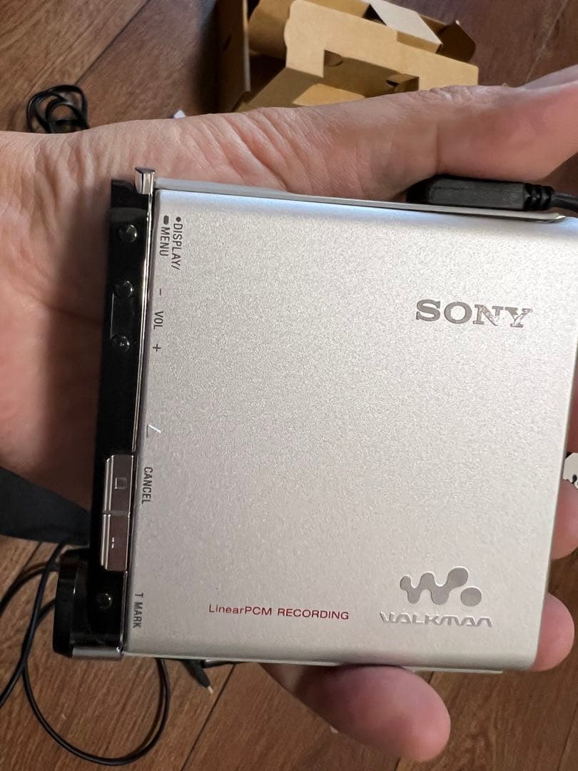 【動作品】SONY WALKMAN MZ-RH1 ポータブルMDプ