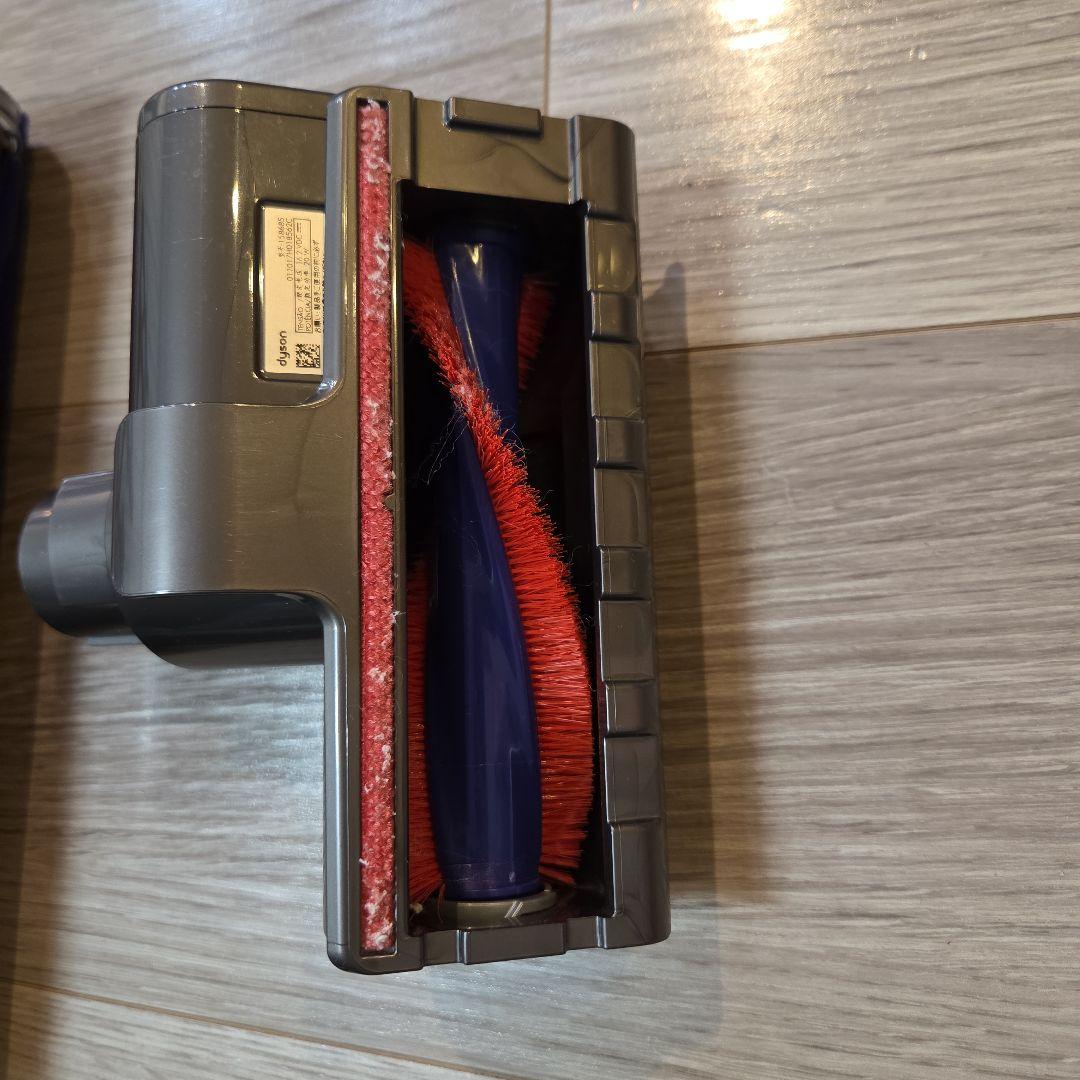 dyson　v8 fluffy+ ダイソン　掃除機　スティック　クリーナー