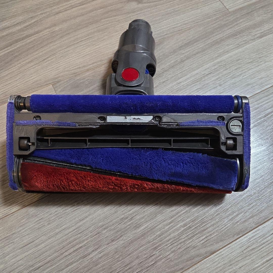 dyson　v8 fluffy+ ダイソン　掃除機　スティック　クリーナー