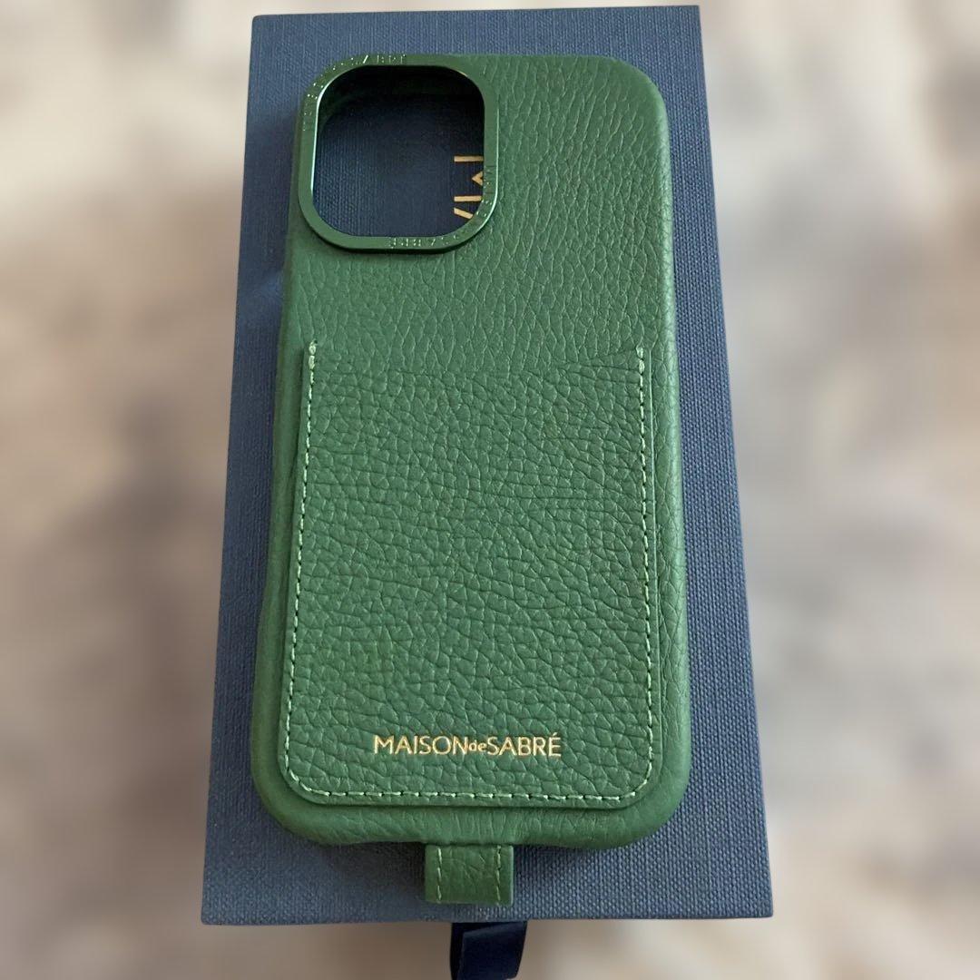 【新品】MAISON de SABRÉ グリーン iPhone17ケース