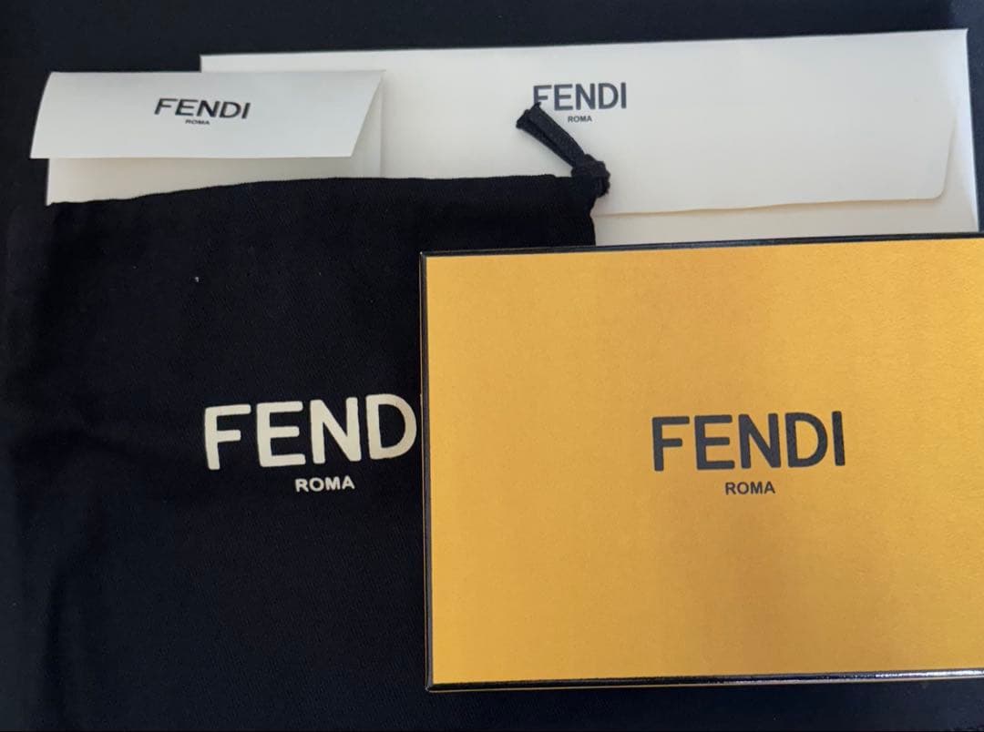 FENDI キーホルダー ブラック