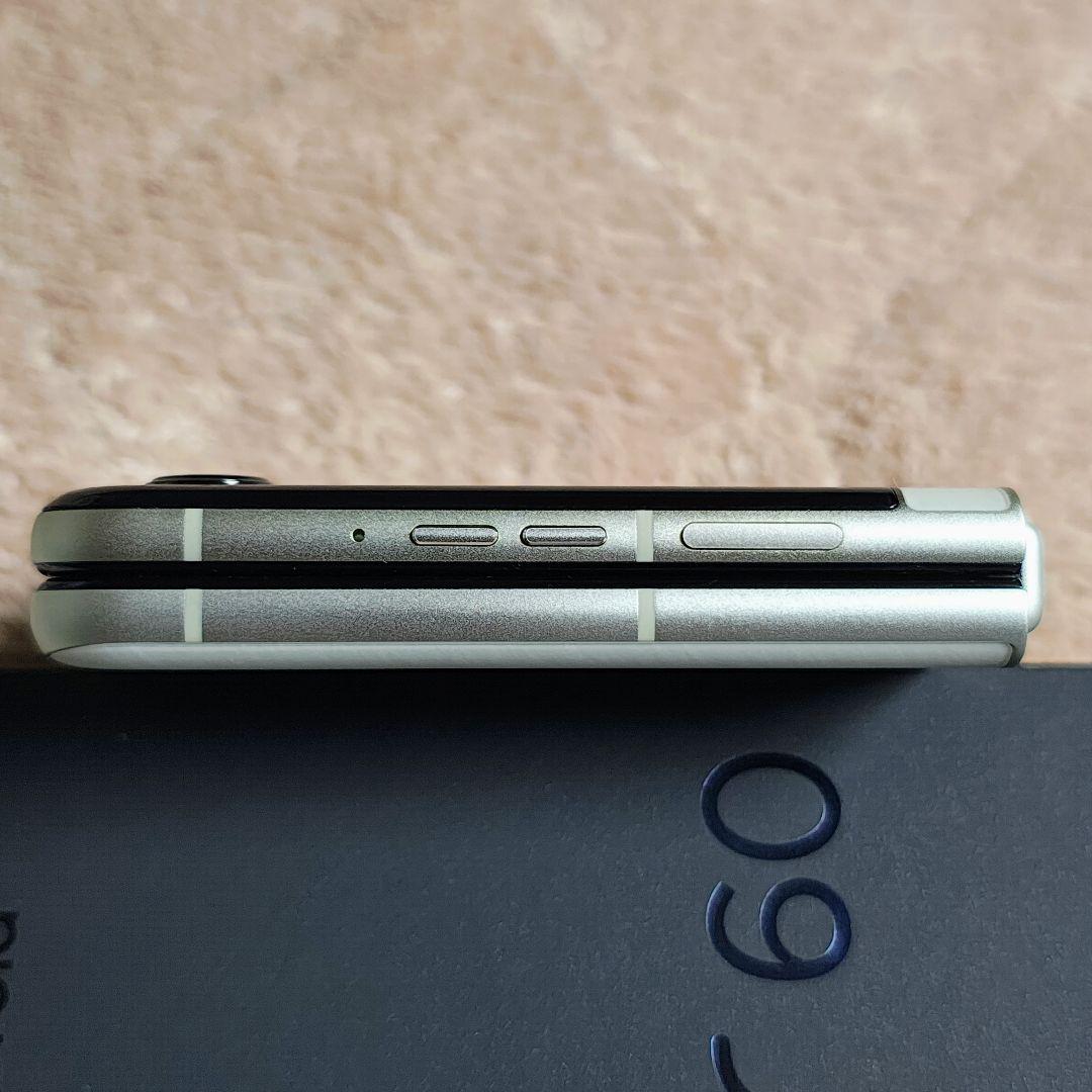 motorola razr 60 国内版 SIMフリー ライトスカイホワイト