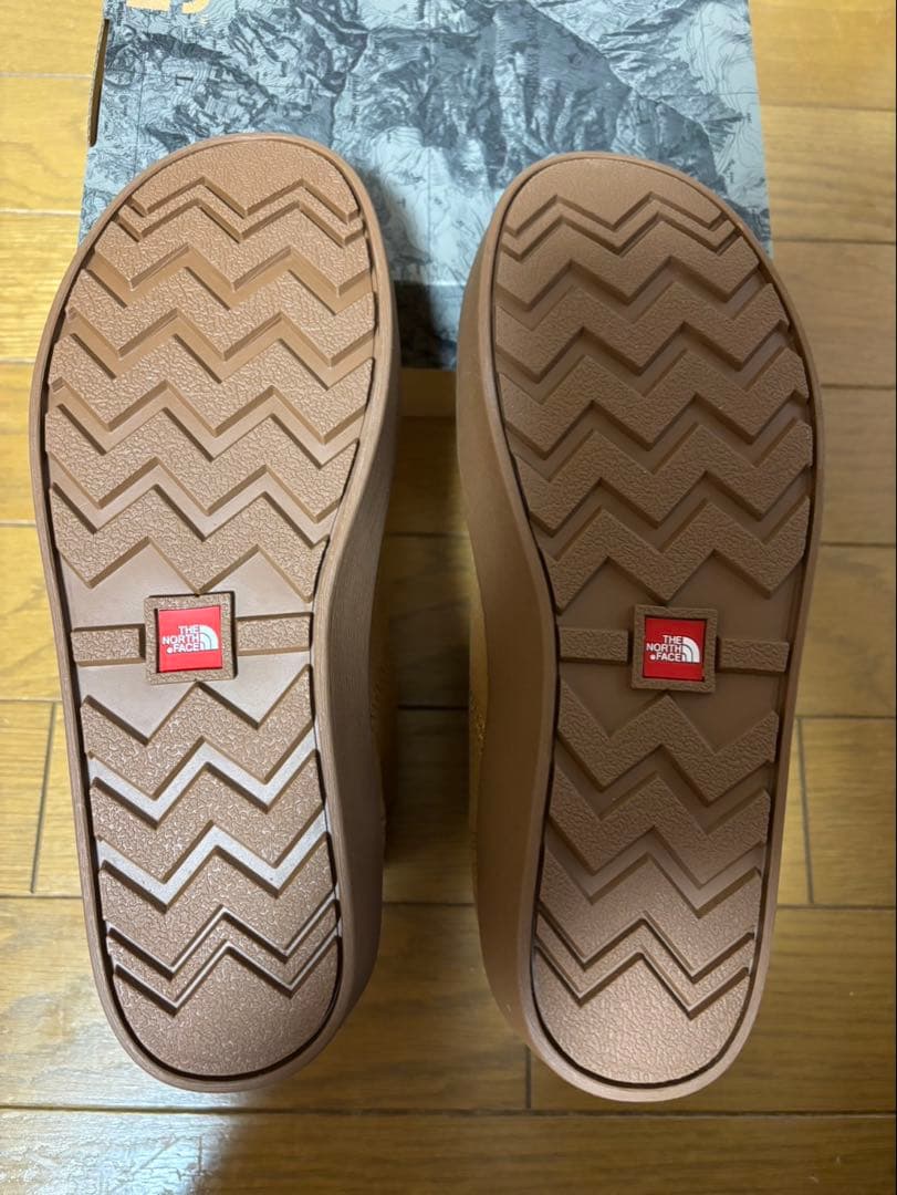 ノースフェイス　ウィンターキャンプブーティ ショート