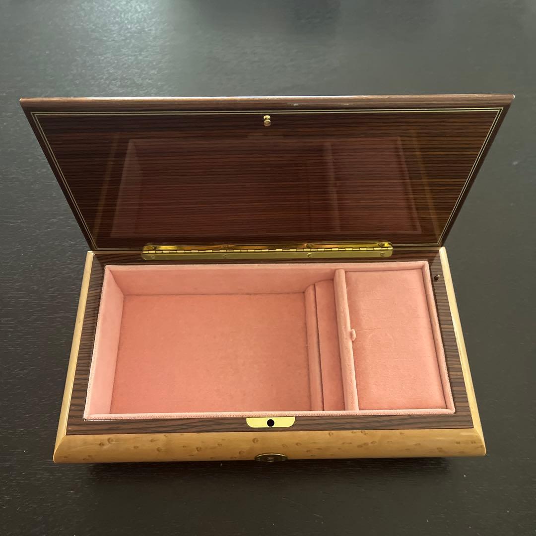 ルージュオルゴール　ジュエリーボックス