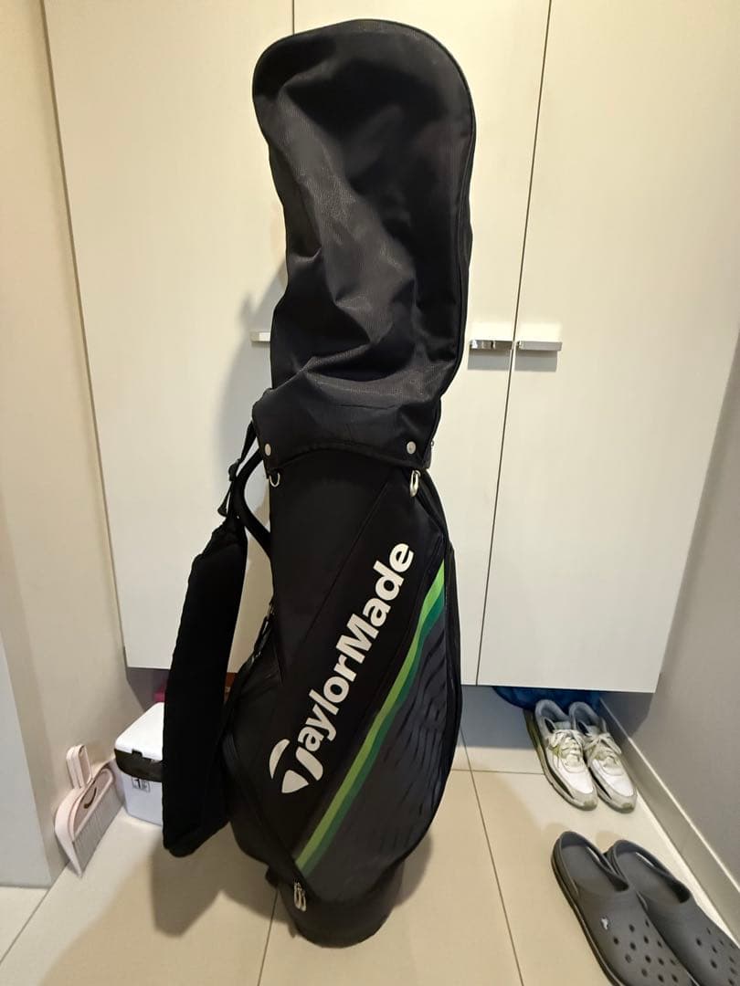 TaylorMade キャディバッグ 黒/緑 ゴルフ テーラーメイド