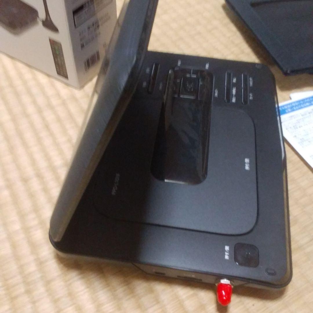 DVDプレイヤー、フルセグ付き10.1インチ(新品同様）