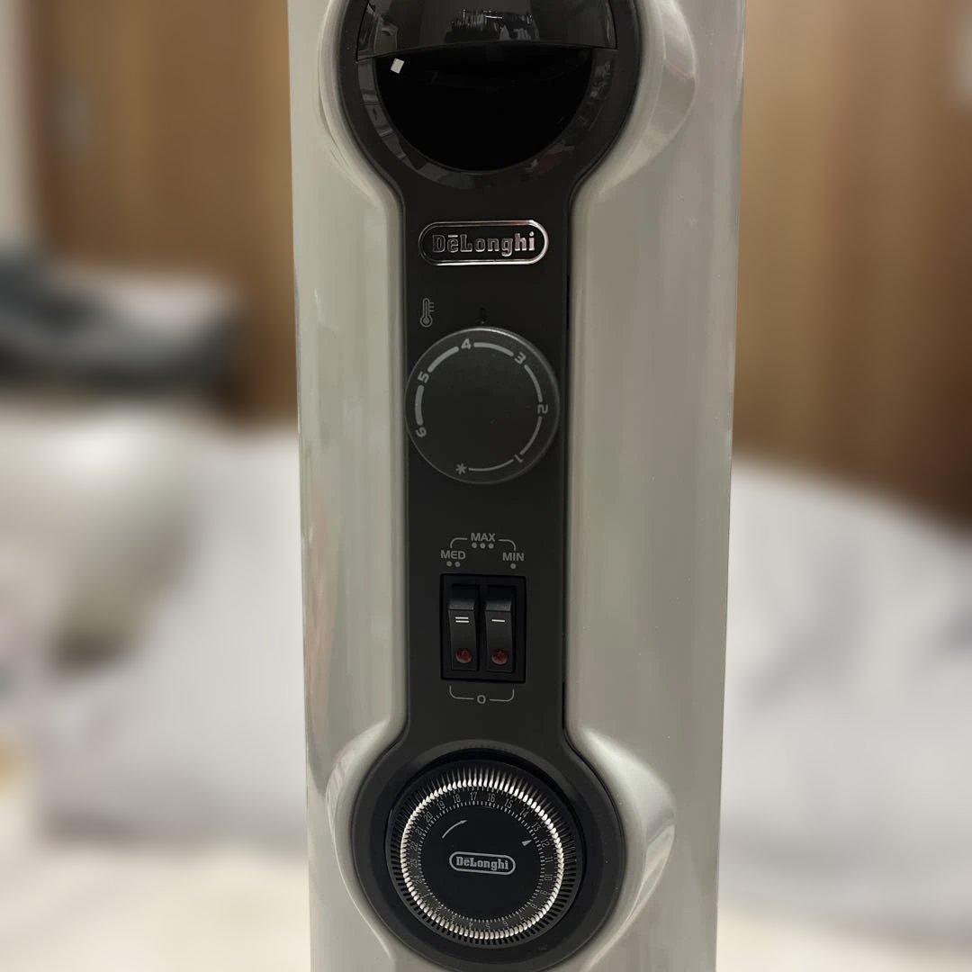 デロンギ オイルヒーター HJ0812