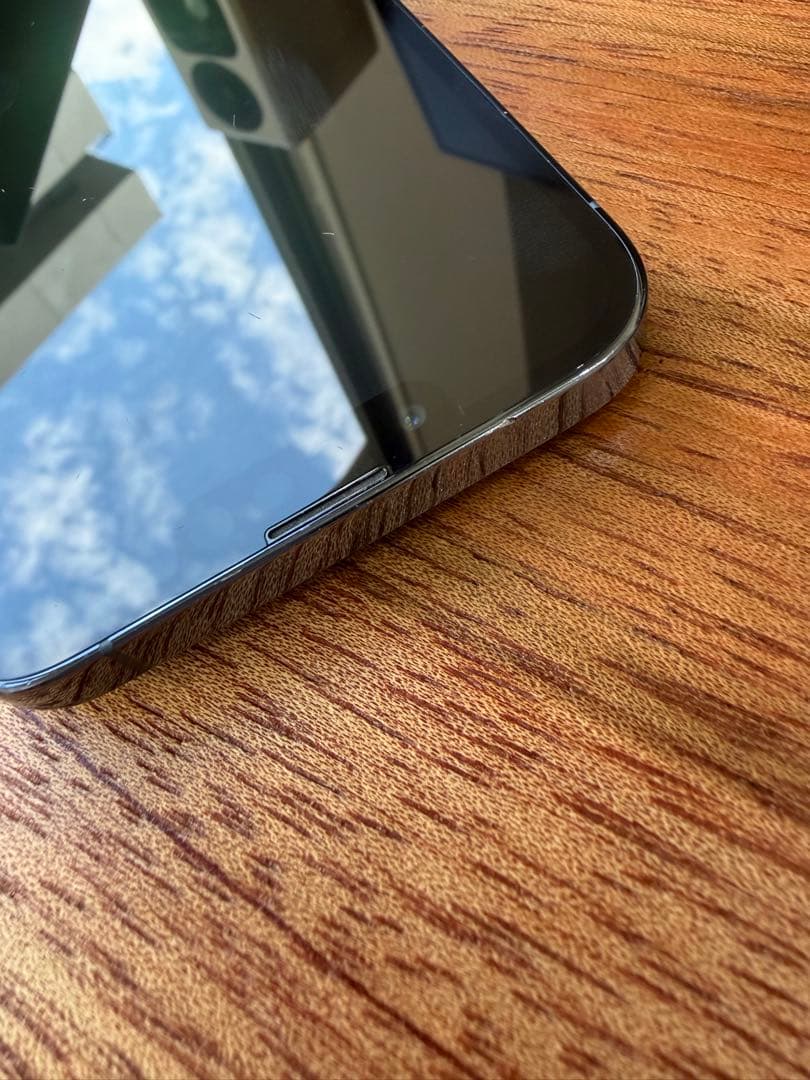 海外版 iPhone 13 pro 128GB 本体 バッテリー77%