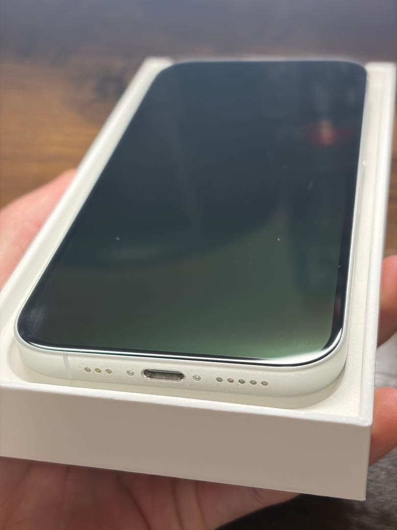 Apple iPhone 16 ホワイト 256GB 本体