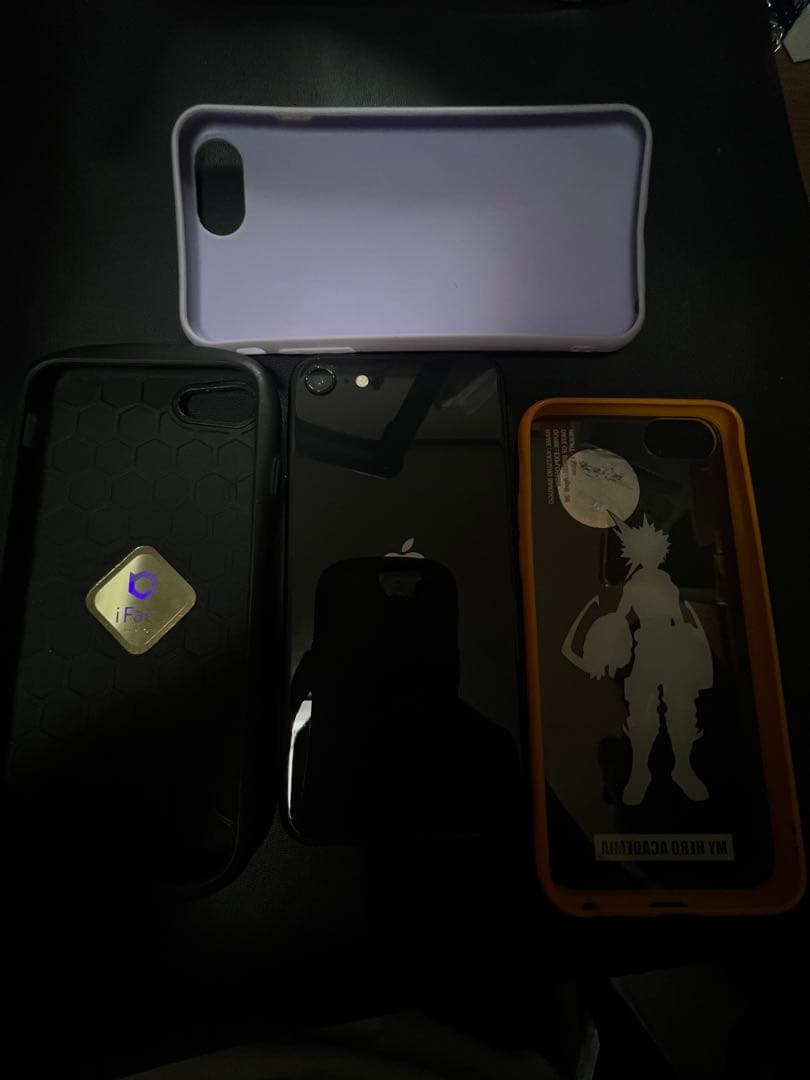 iPhone SE第2世代 128GB スマホケース付き