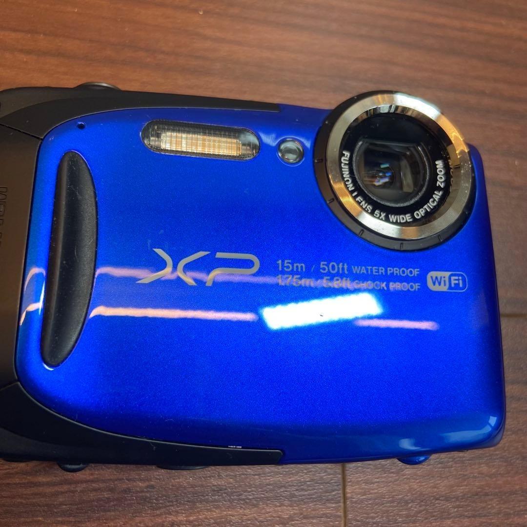 FUJI FILM FinePix XP80 デジカメ ほぼ新品 4635