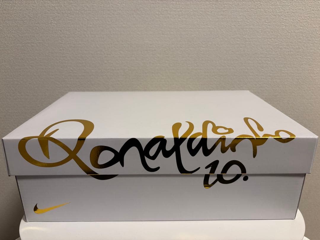 Ronaldinho×NikeTiempoLegend FG26cm