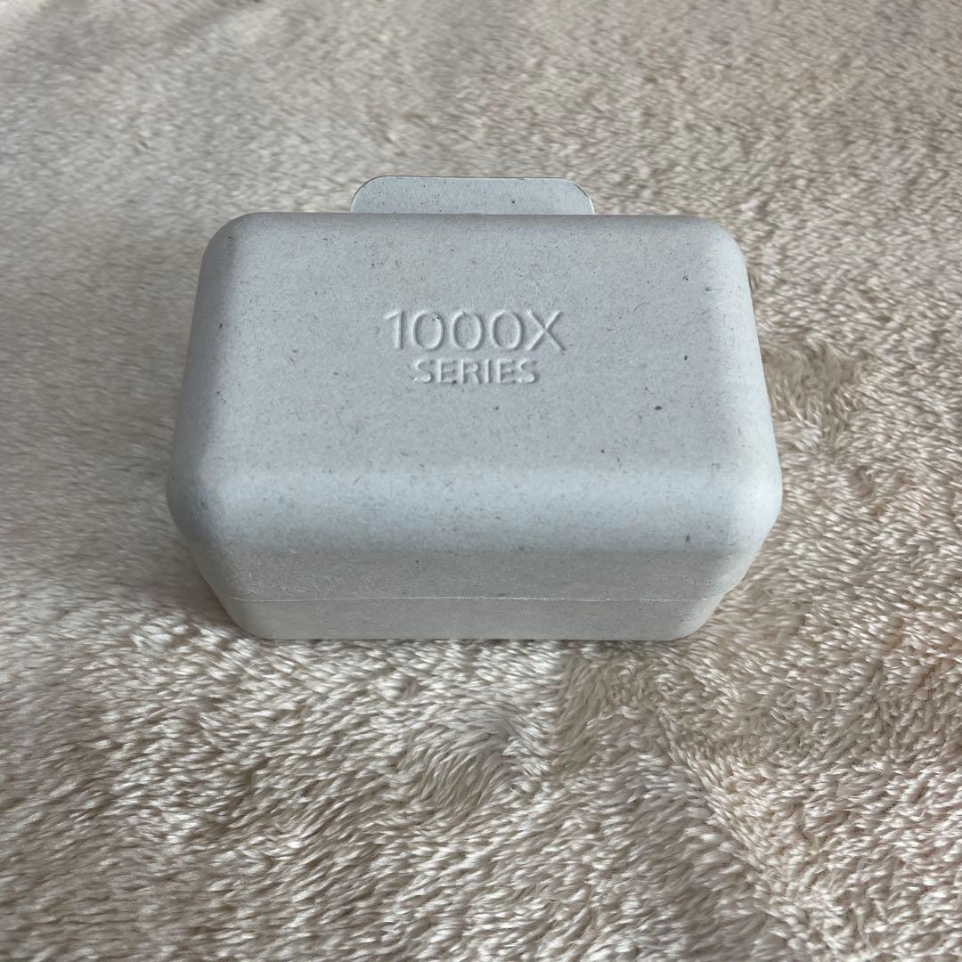 SONY WF-1000XM4 ワイヤレスイヤホン　中古