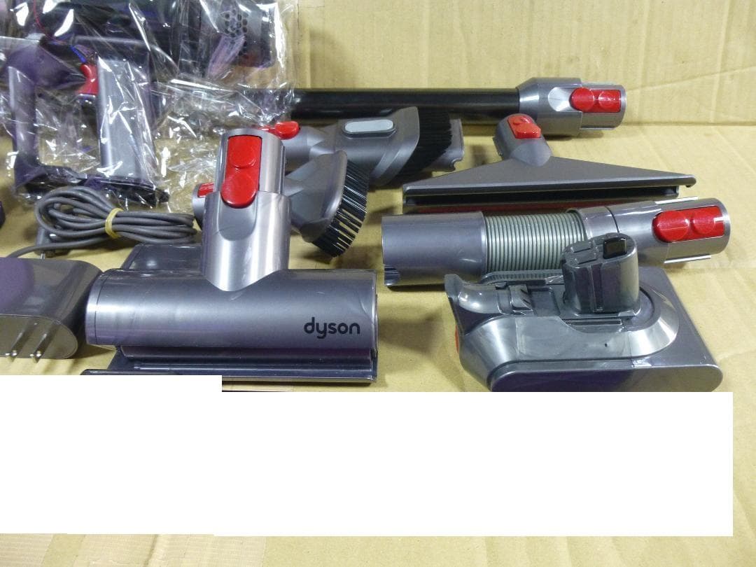 超激安　ダイソンSV18新品ボディ本体とフロアドック付属　エコ約51分