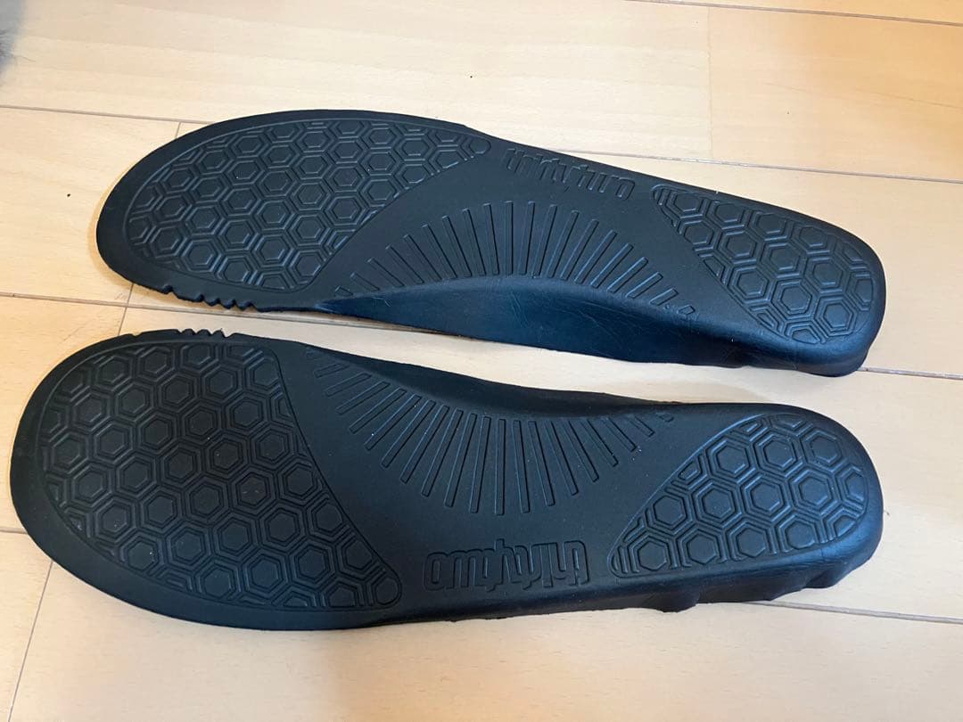 シーズン終盤thirtytwo スノボブーツ BOAシステムダブルBOA US8