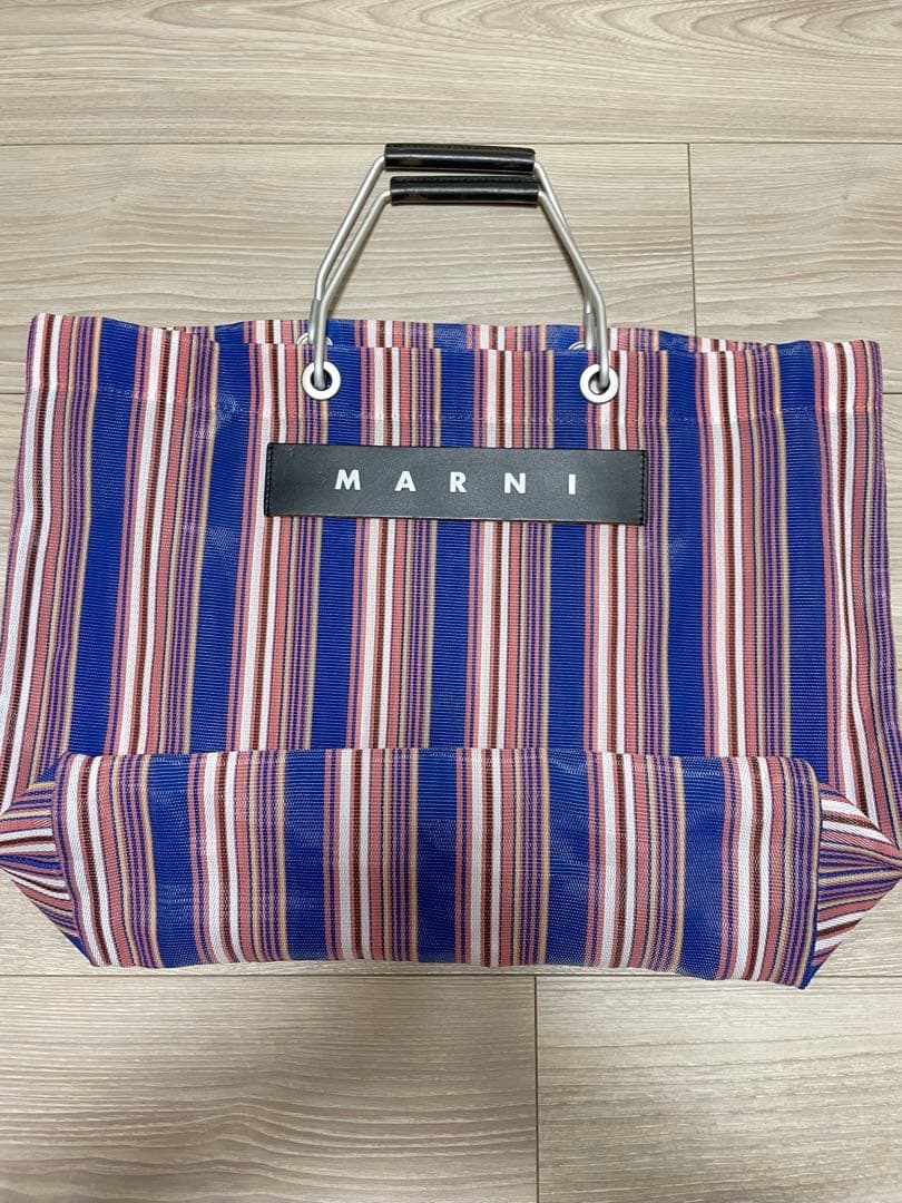 【MARNI】フラワーカフェ限定 ストライプ ナイロン トートバッグ(ブルー)