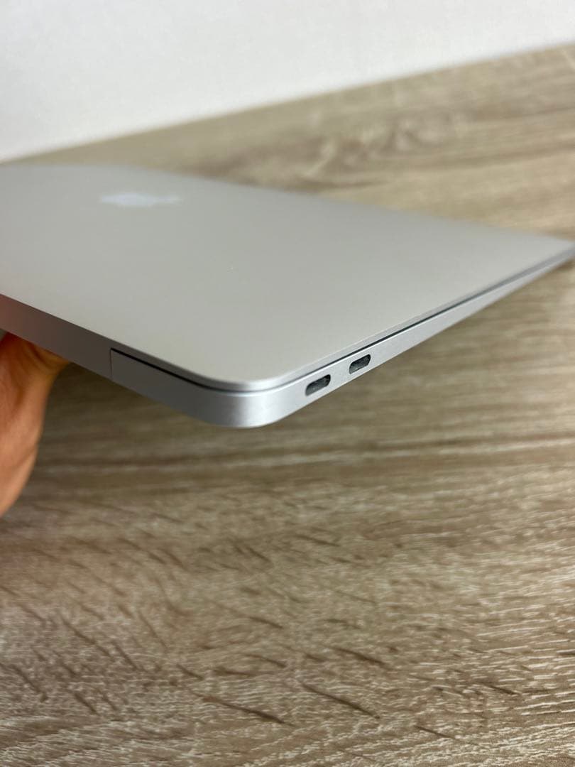 ★美品★ MacBook Air M1 13インチ 8GB/256GB