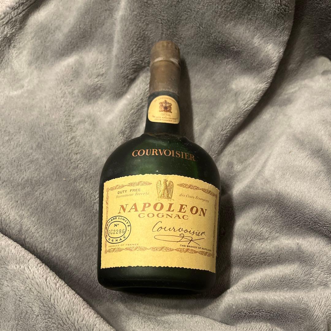 クルボアジェ ナポレオン コニャック 古酒 未開封