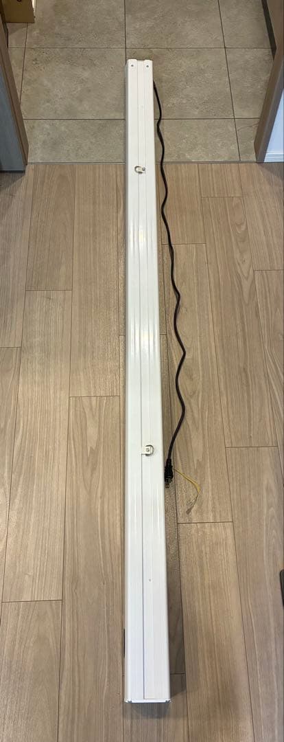 天吊り式 VIVIDSTORM SCREEN　84インチ