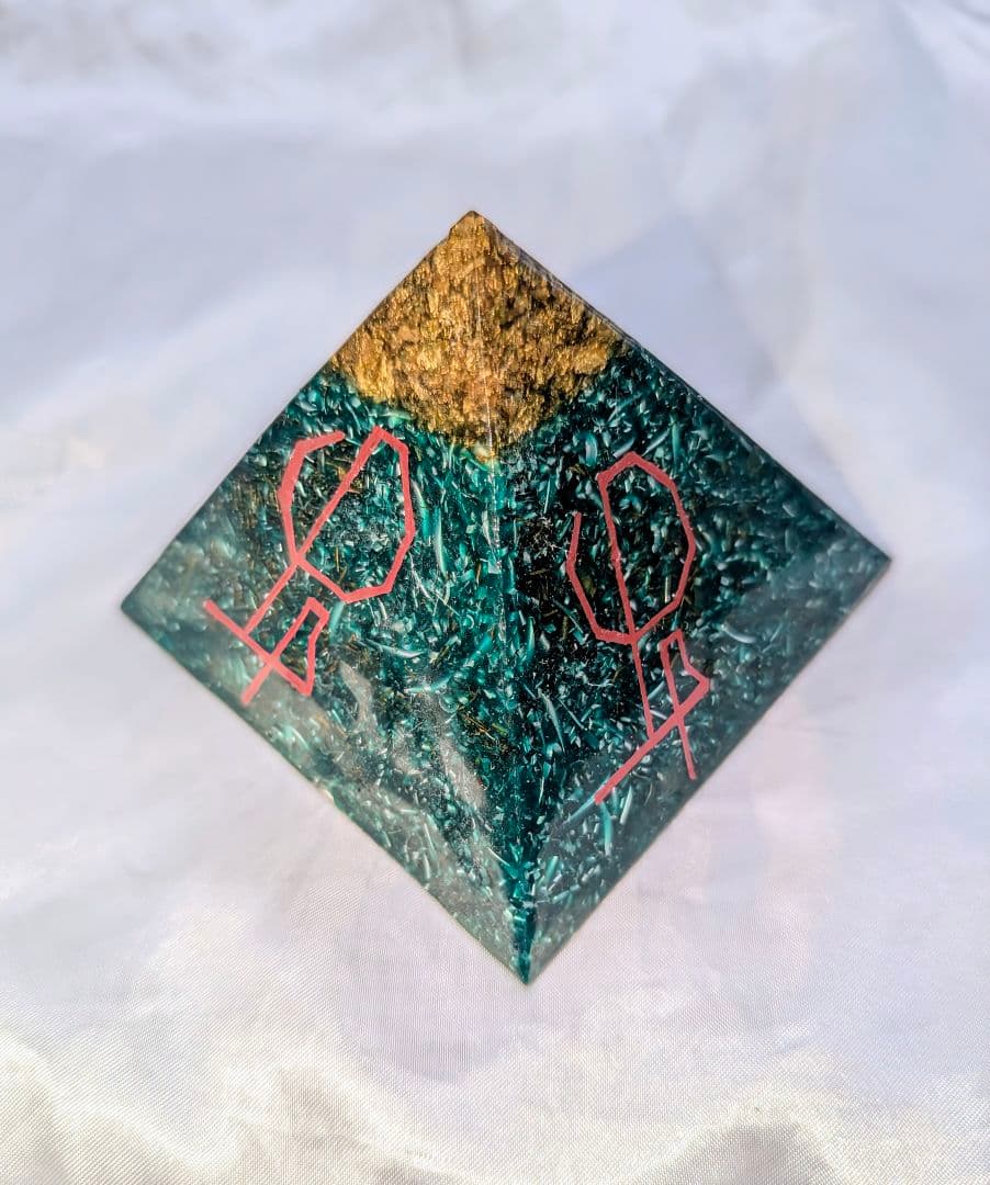 タリカム様　 『奇跡の妖魔ヒロポスのエメラルドタブレット』ギャンブル勝利護符』