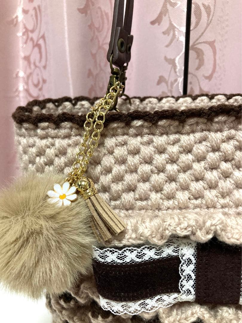 ♥️手編み♥️ハンドメイド♥️いちごフリルバッグ♥️いちごバッグ♥️