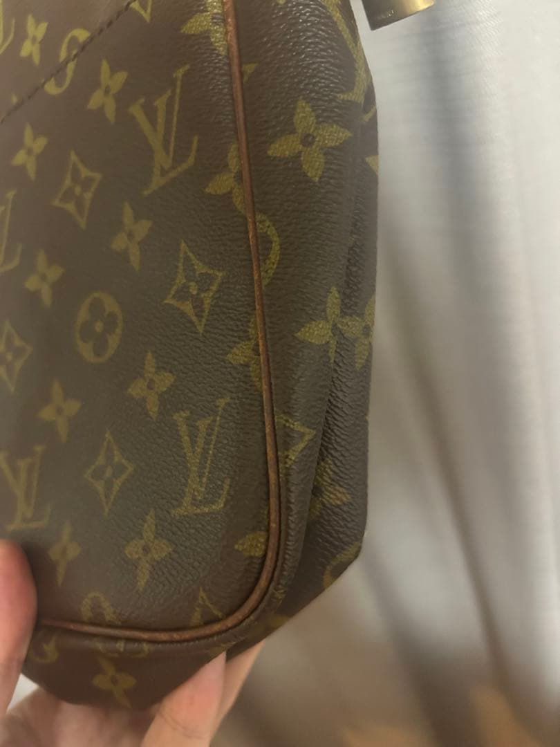 ルイヴィトン　ショルダーバッグ　モノグラム