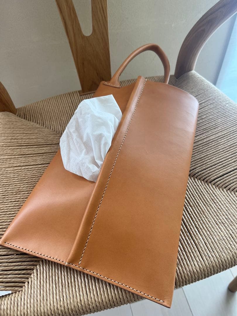 【レザーティッシュボックスカバー】イタリアンレザー ヘッドレスト装着可 キャメル