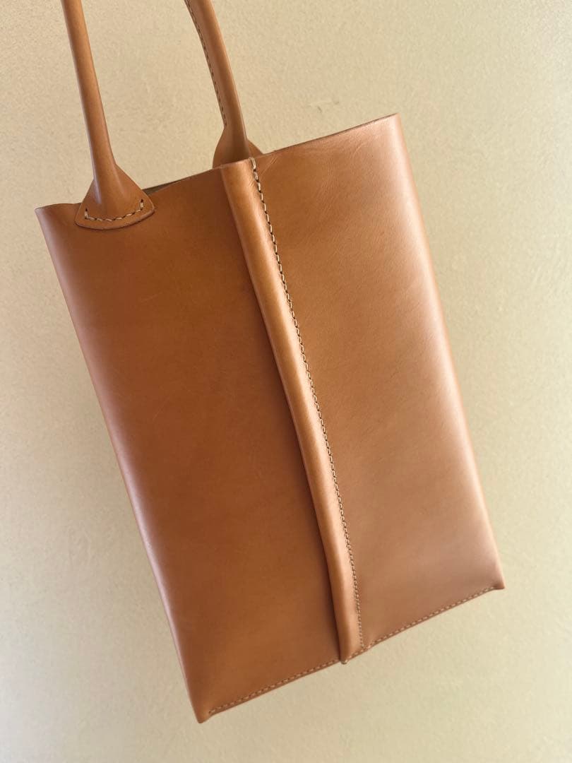 【レザーティッシュボックスカバー】イタリアンレザー ヘッドレスト装着可 キャメル