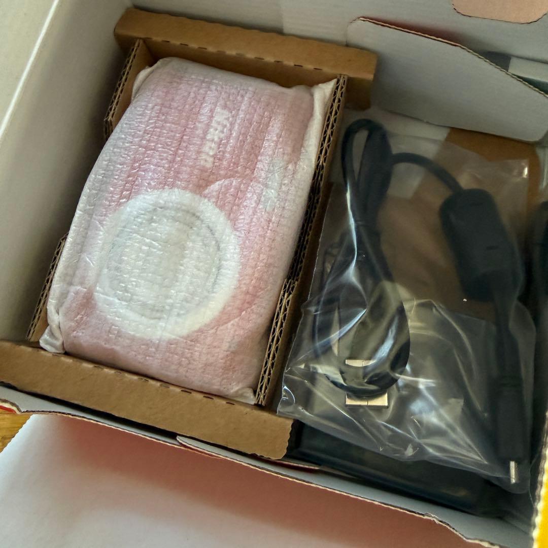 Nikon COOLPIX A100 レッド デジタルカメラ 光学5倍