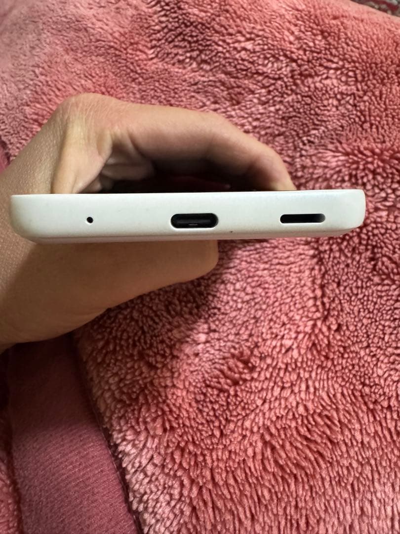 docomo Arrow W5 スマートフォン本体