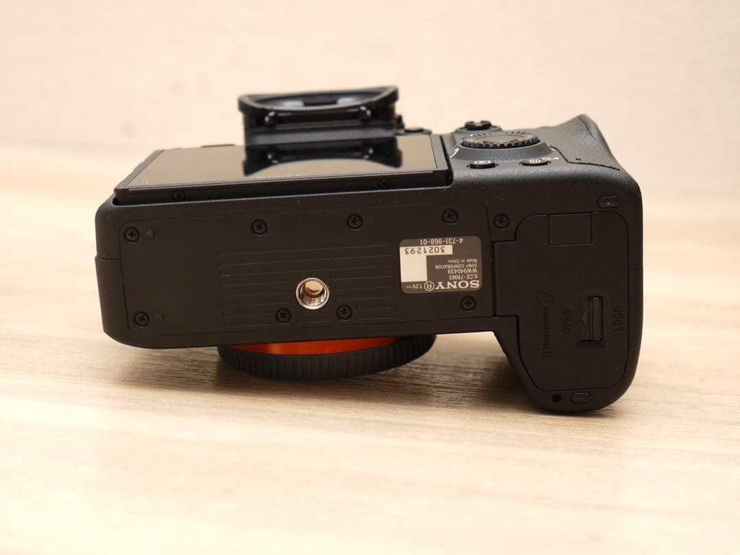 SONY α7R III ミラーレス一眼カメラ