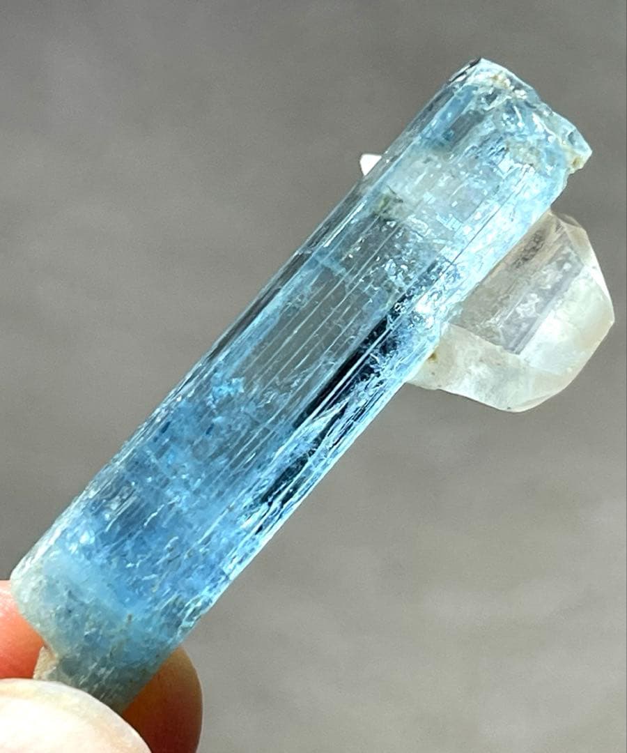 【希少・大結晶】アクアマリン 共生 スモーキークォーツ 原石 15.45 ct