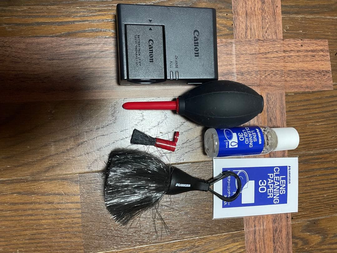 美品Canon EOS Kiss X10 デジタル一眼レフカメラ