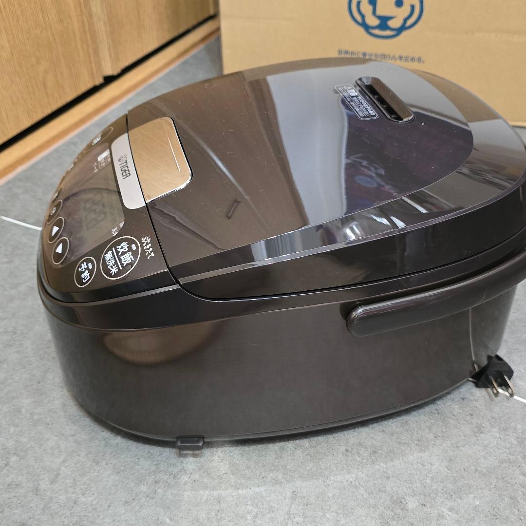 TIGER IH炊飯器 タイガー　5.5合炊き