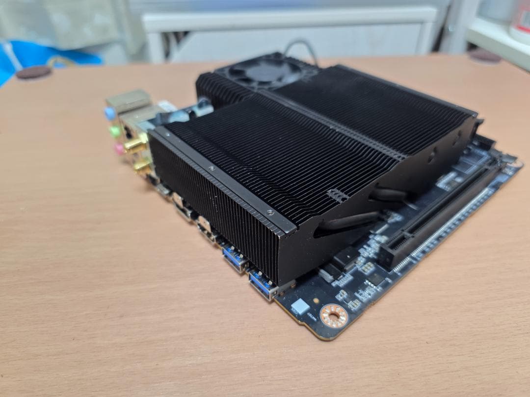 MINIS FORUM BD790i X3D マザーボード