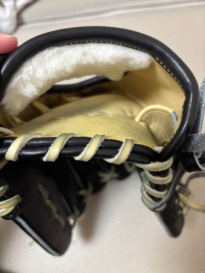 GSグローブ　ハイグレードシリーズ硬式内野用鬼越掴み型