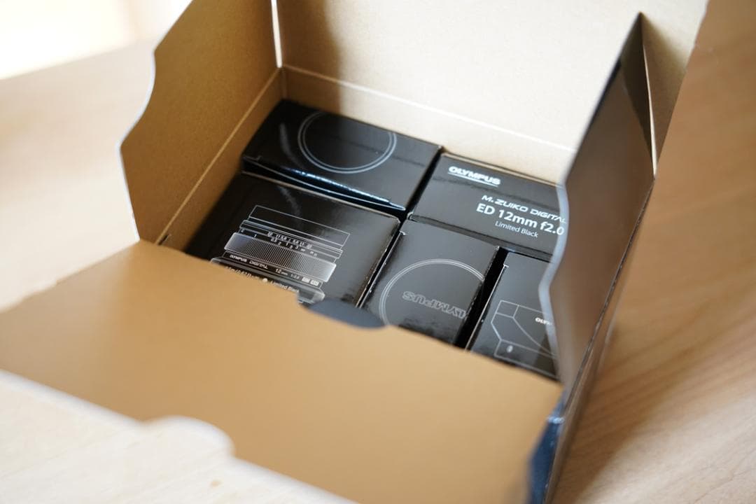 限定品 オリンパス M.ZUIKO 12mm F2.0 リミテッドブラック