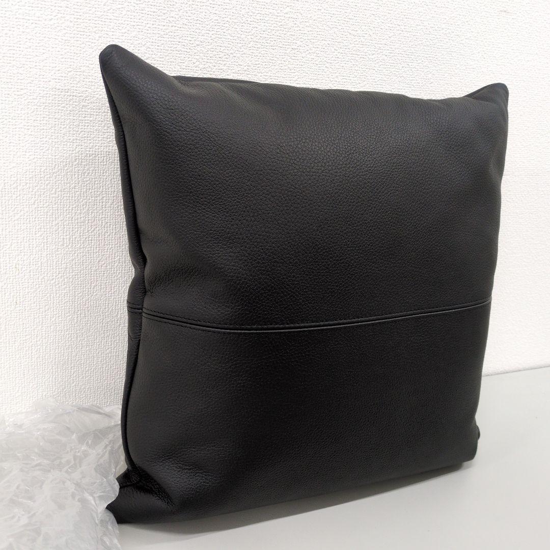 Ｍ08/0111a05 カッシーナ・イクスシー レザークッション FZ革