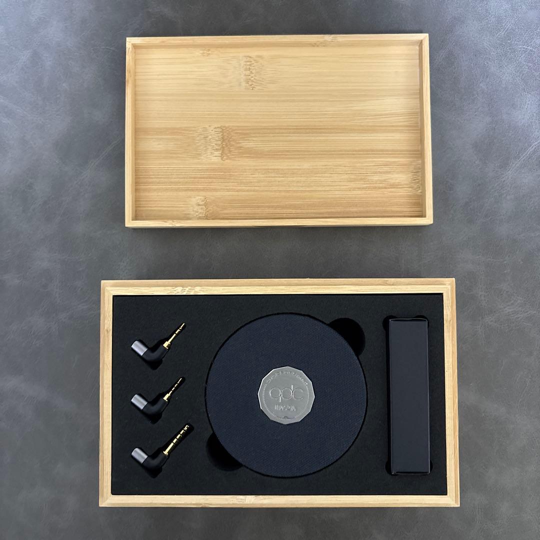 イヤホン qdc white tiger