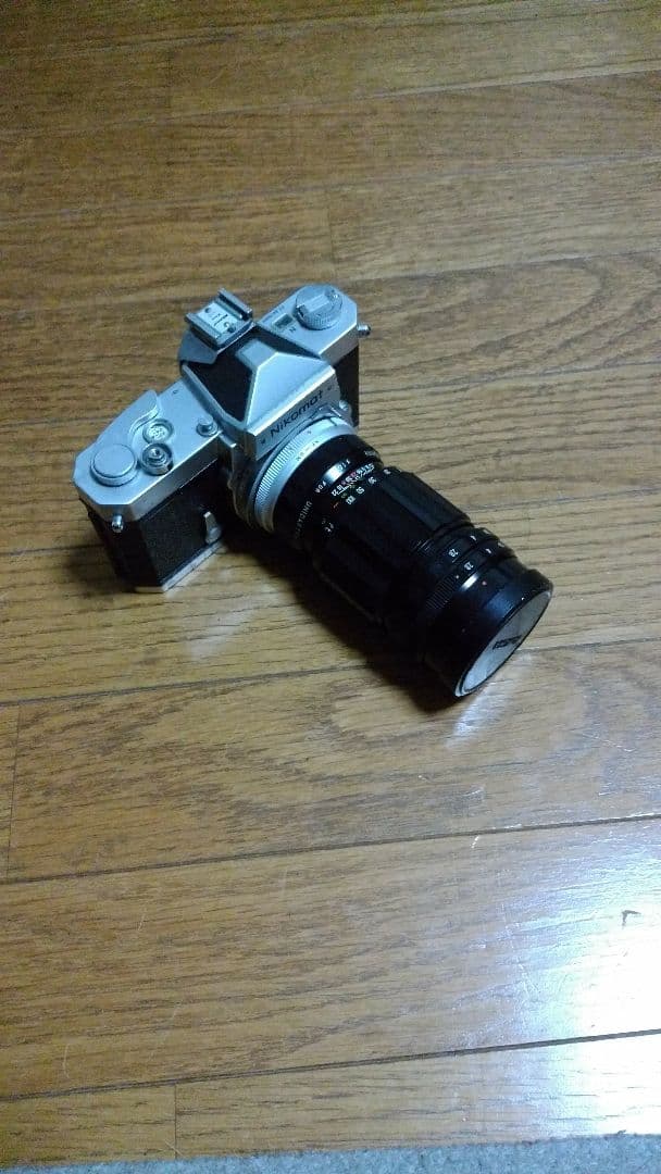 フィルムカメラ　Nikomat
