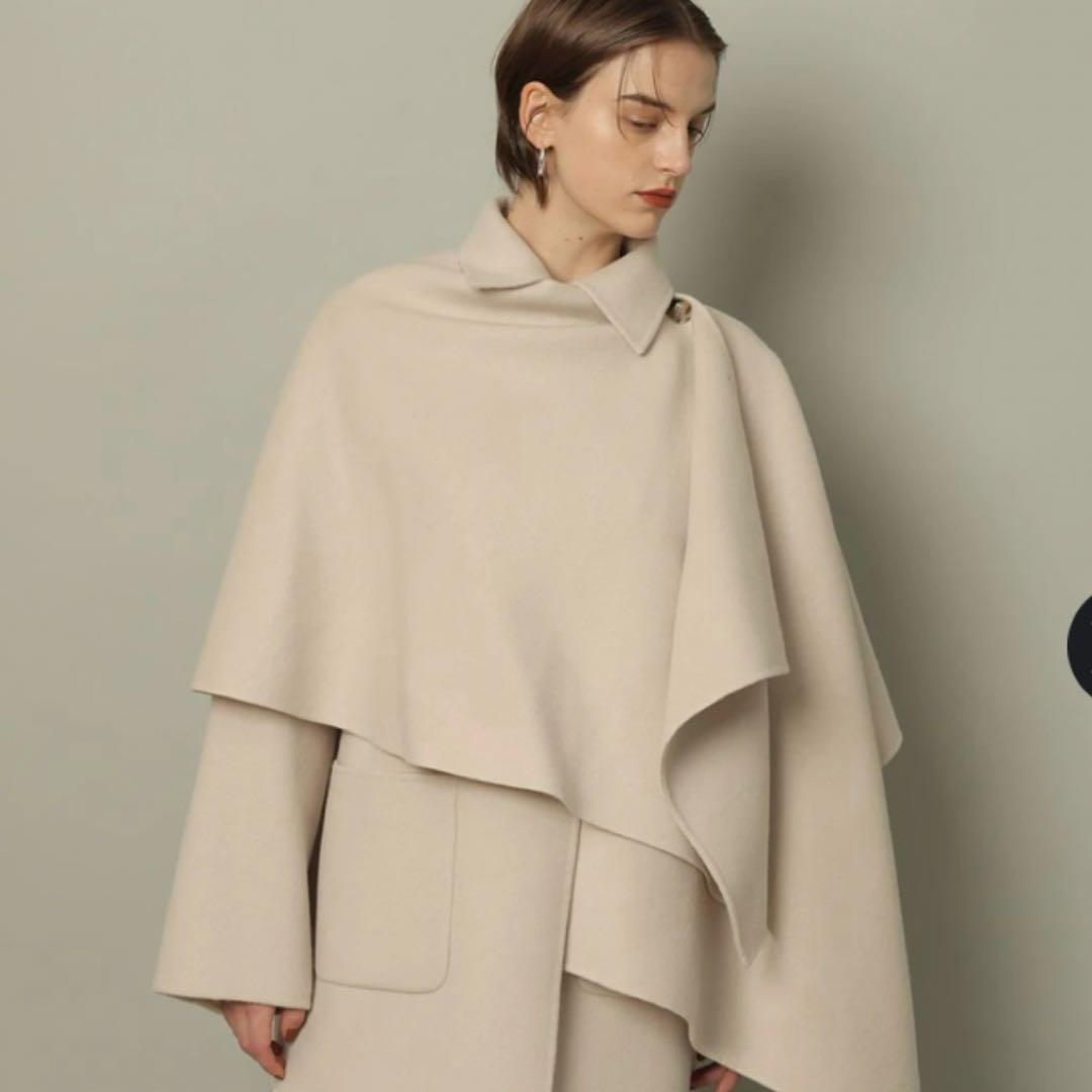 【新品】カデュネ ストール付きリバーコートオフ白Sサイズ