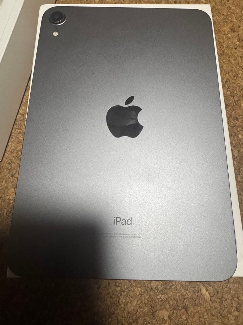 送料込み美品iPad miniWi-Fi 64GBスペースグレイ