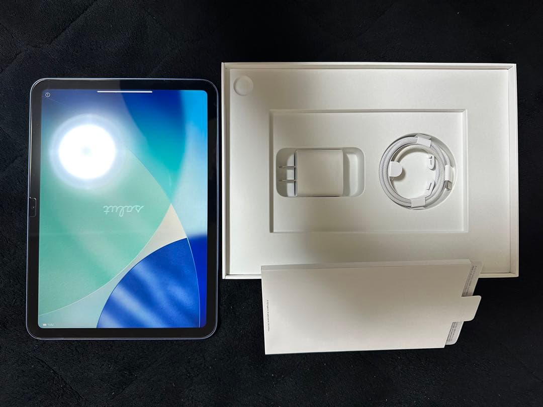 Apple iPad 第10世代　ブルー　64GB