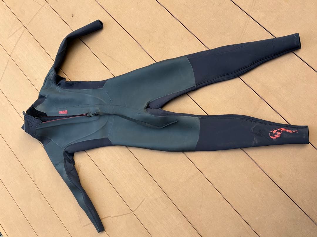 ADELIO wetsuitフルスーツ