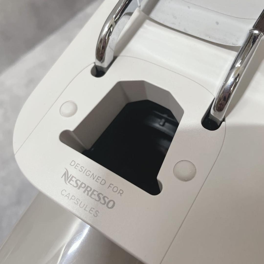 Nespresso ラティシマ・ワン F111 コーヒーメーカー ネスプレッソ