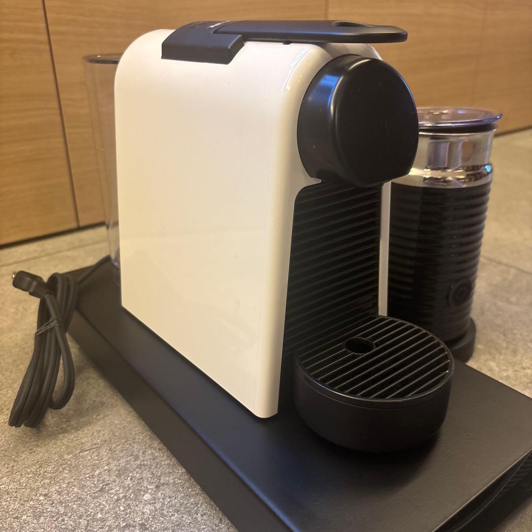 NESPRESSO エッセンサ ミニ D30 エアロチーノ カプセルホルダー付