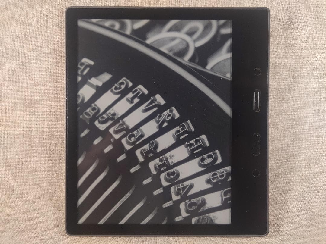 Kindle Oasis 第9世代 32GB 広告なし【純正レザーカバー付】