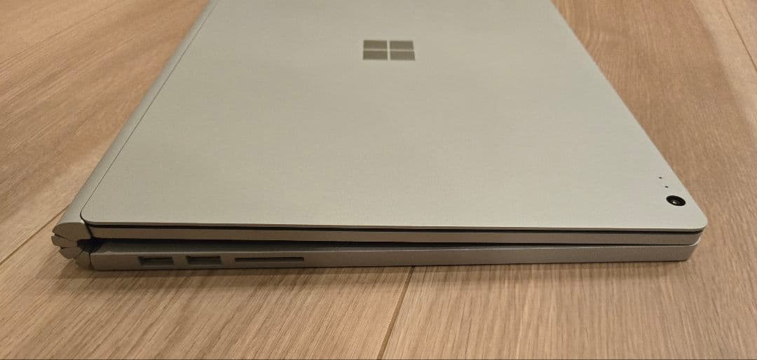 【ほぼ未使用】Surface Book2 i7/16G/512G/GTX1050